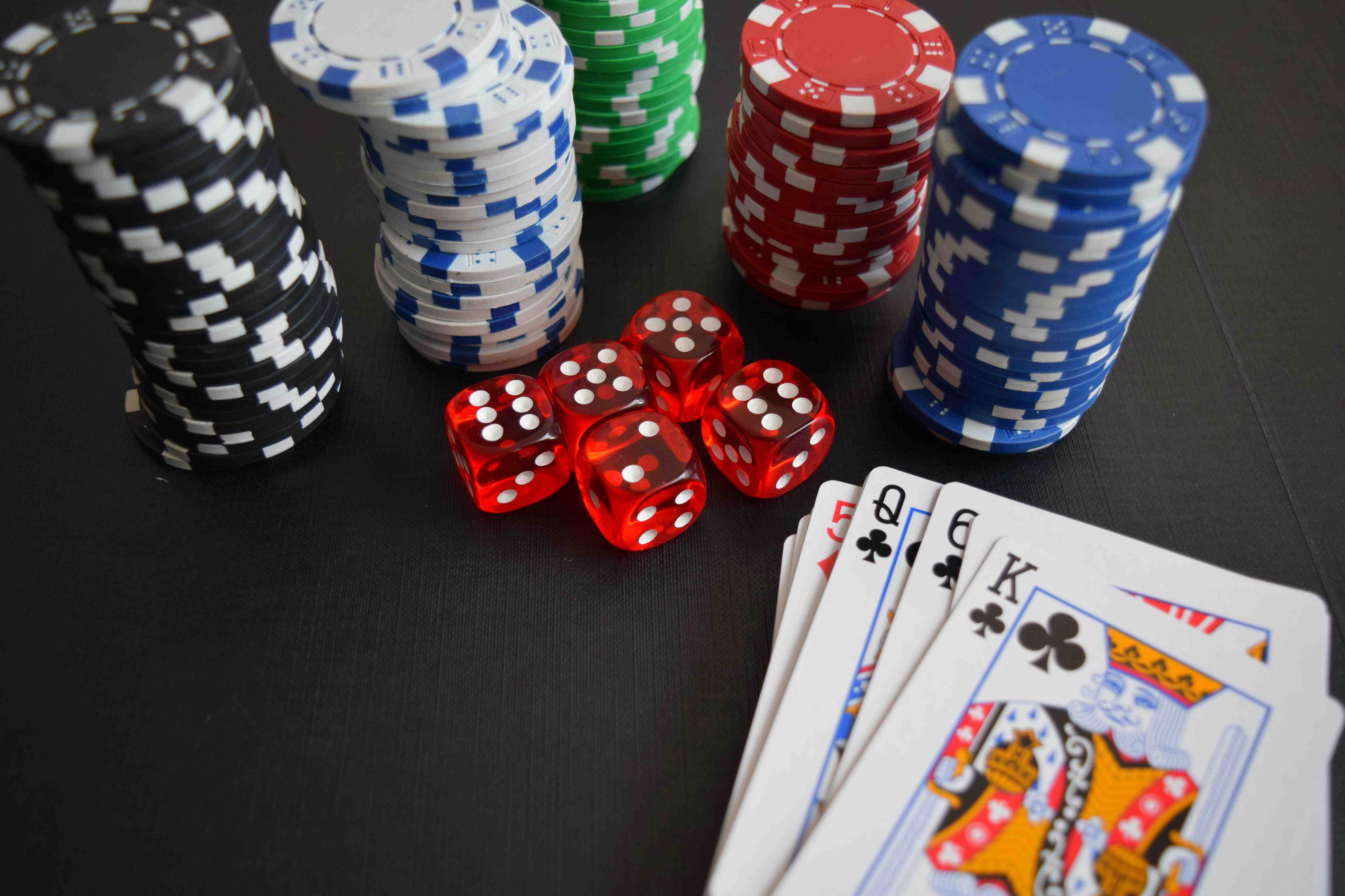 bet 15 hero dice table scene for Bangladesh mobile users